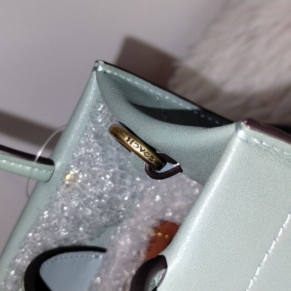 💥Host Pick💥 NEW Coach Mini Cashin Tote Bag - Picture 10 of 11